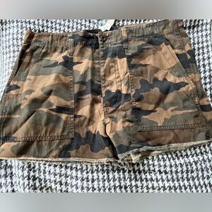 NWT Women’s Madewell cargo shorts